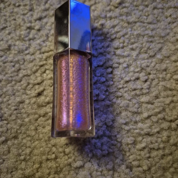 Fenty Beauty Gloss Bomb Lip Luminzer Grape Splash LIMITED-EDITION